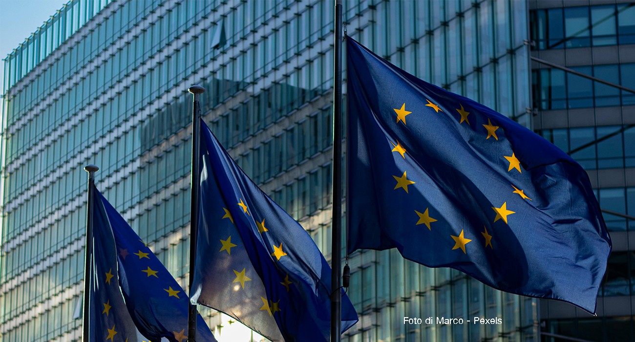 La Commissione Europea vuole semplificare le norme su sostenibilità e rendicontazione