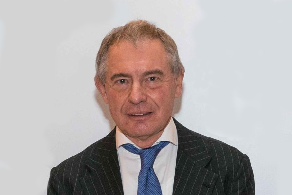 Urso annuncia 1 miliardo per filiera idrogeno